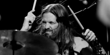 nowthendigital.com__Drummer Taylor Hawkins died (1)