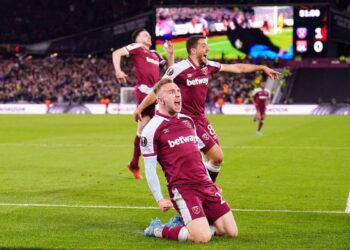 nowthendigital.com-West Ham Picks up a Draw Against Lyon (1)