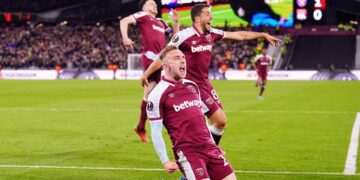nowthendigital.com-West Ham Picks up a Draw Against Lyon (1)