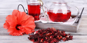 Health benefits of drinking hibiscus tea every day (1)
