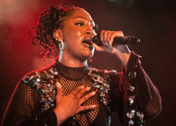 nowthendigital.com__Singer Tems cancels UK shows due to reflux laryngitis