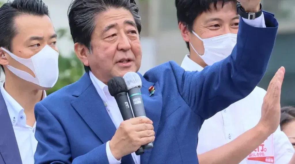 Assassination of Shinzo Abe (1)