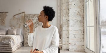 drinking water before bed weight loss