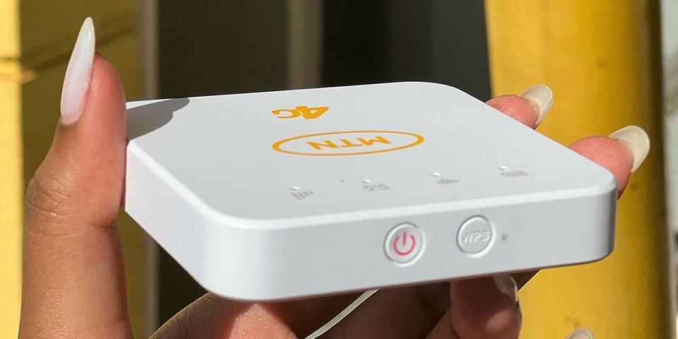 new MTN Uganda WakaNet Pocket MiFi (1)