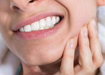 whole cloves for toothache