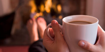 drinking hot chocolate risks