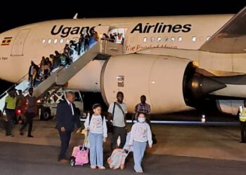 211 ugandans safely return sudan