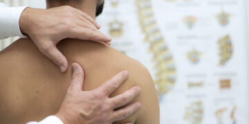 shoulder labrum tear pain location