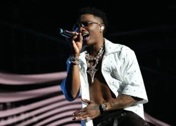 Wizkid Makes History with Over One Billion UK Streams