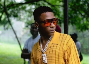 Wizkid mother, Mrs. Jane Dolapo Balogun, has passed away