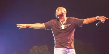 Davido performs NGR Radio uganda