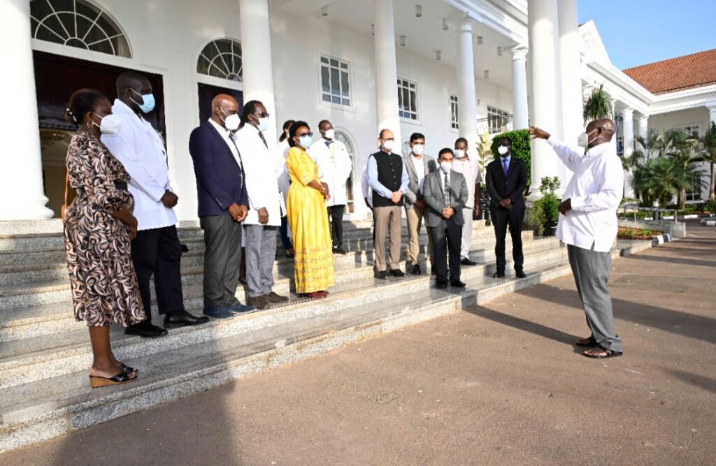 Museveni Commends Surgeons for Landmark Kidney Transplant