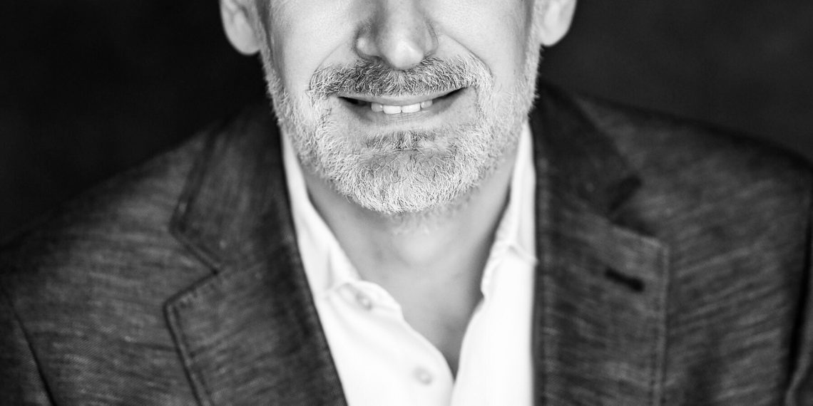 Universal Music appoints Matt Ellis as new finance chief.