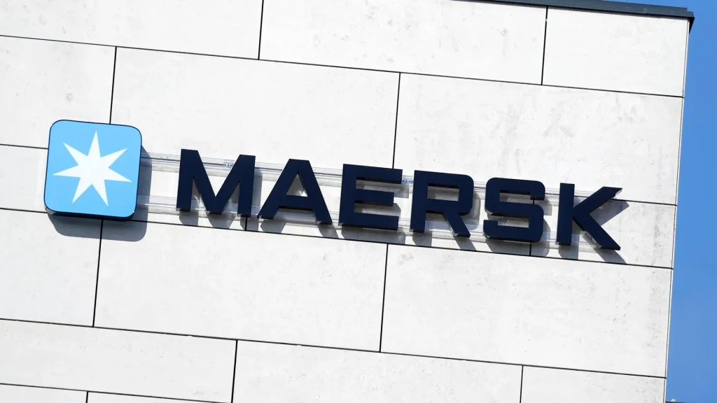 Maersk ends direct SA-US shipping amid rising tensions.