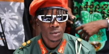 Controversial star Alien Skin faces murder probe.